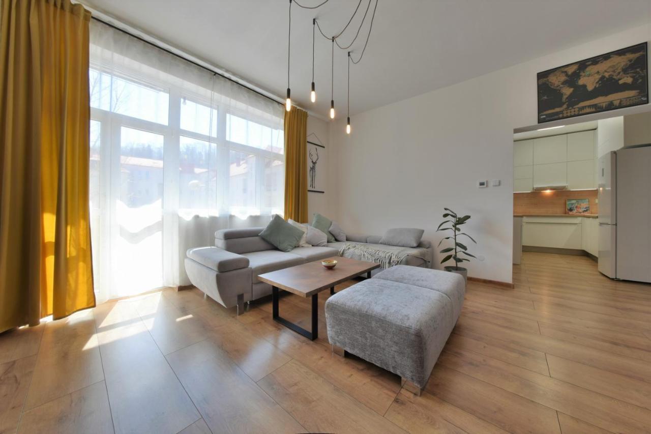 Big 75M2 Next To Opera Building In Direct Centrum, Air-Conditioned, Balcony, 24H Self Checking Банска-Бистрица Экстерьер фото
