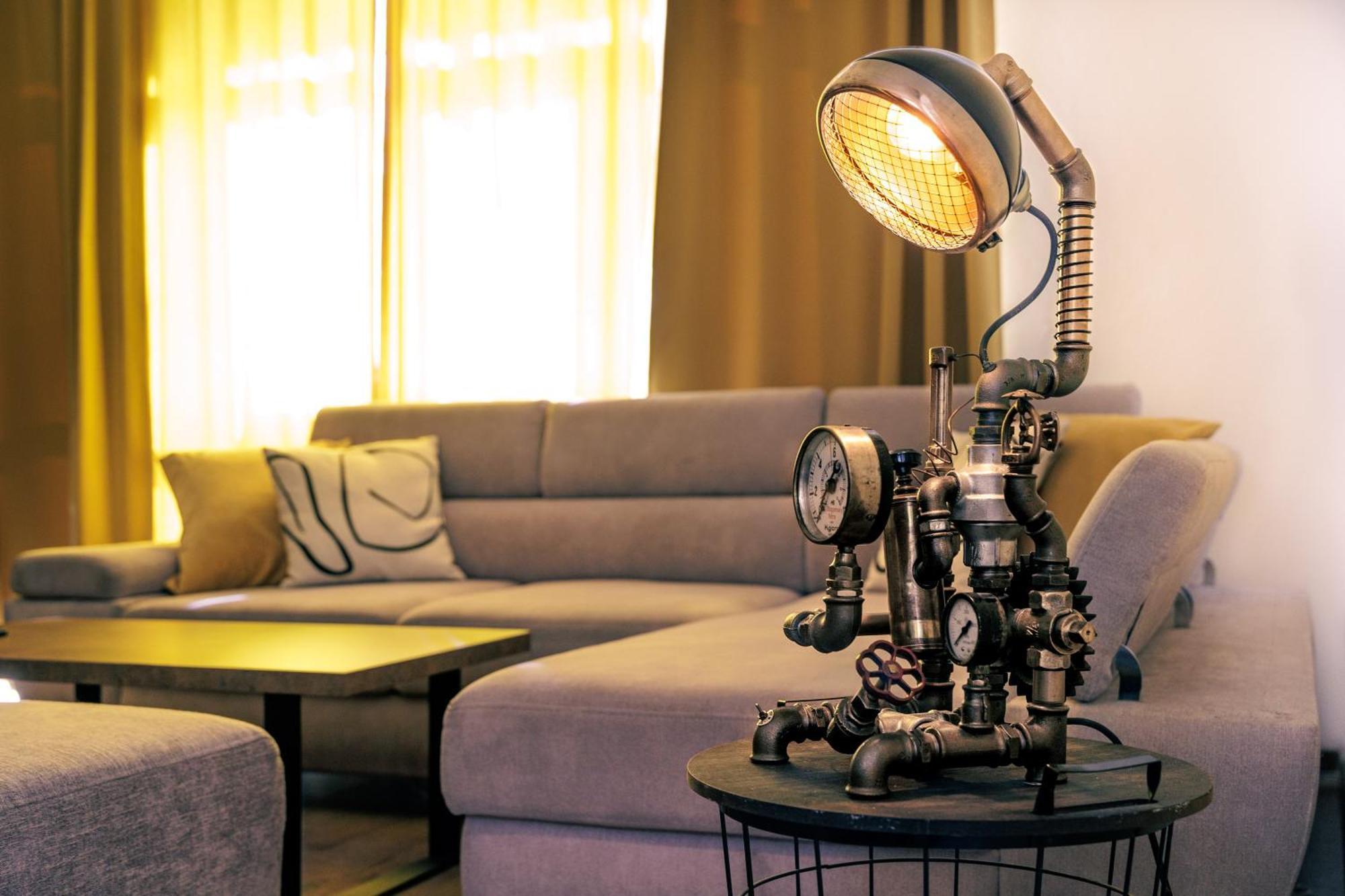 Big 75M2 Next To Opera Building In Direct Centrum, Air-Conditioned, Balcony, 24H Self Checking Банска-Бистрица Экстерьер фото